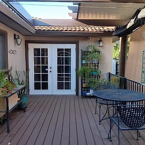  Homestay Arden Park Charm