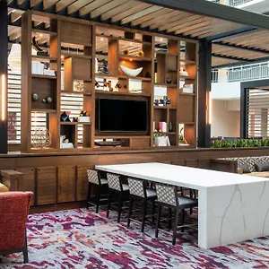 4* Hotel Embassy By Hilton